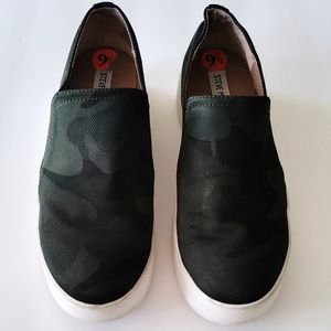 Steve Madden Zayna camo platform slip ons.
